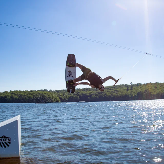Teleski Nautique Lake Wakepark Lac De Saint Pardoux